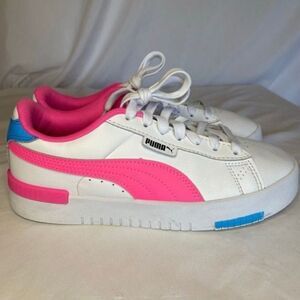 Puma Jada SC Tennis shoe